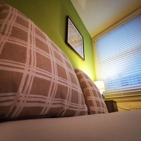 Capital Host- Apartments Euston Лондон Экстерьер фото