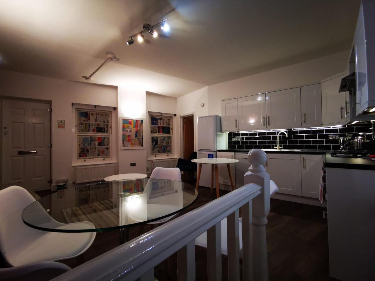 Capital Host- Apartments Euston Лондон Экстерьер фото