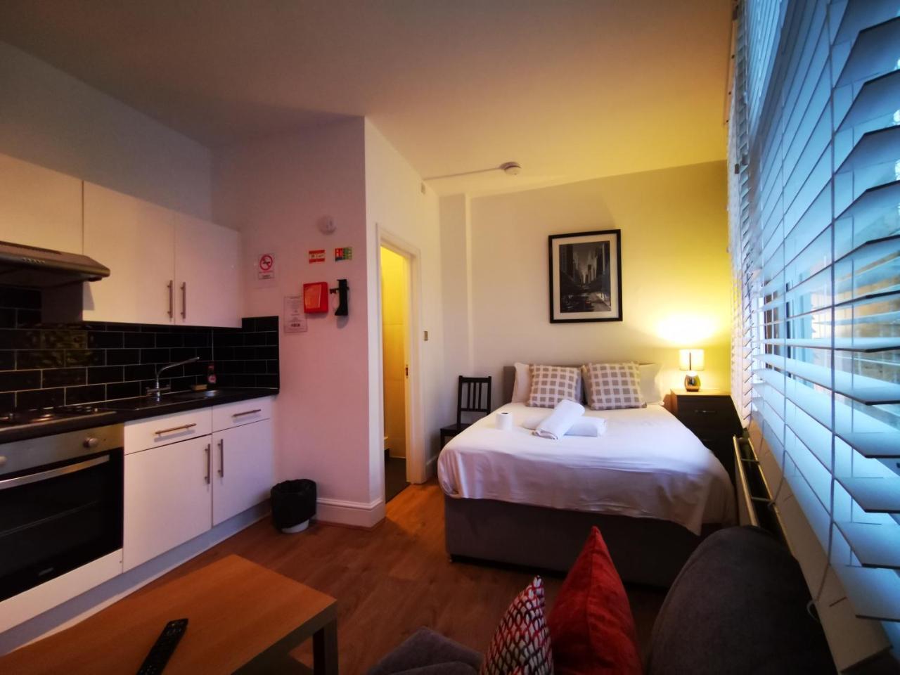 Capital Host- Apartments Euston Лондон Экстерьер фото