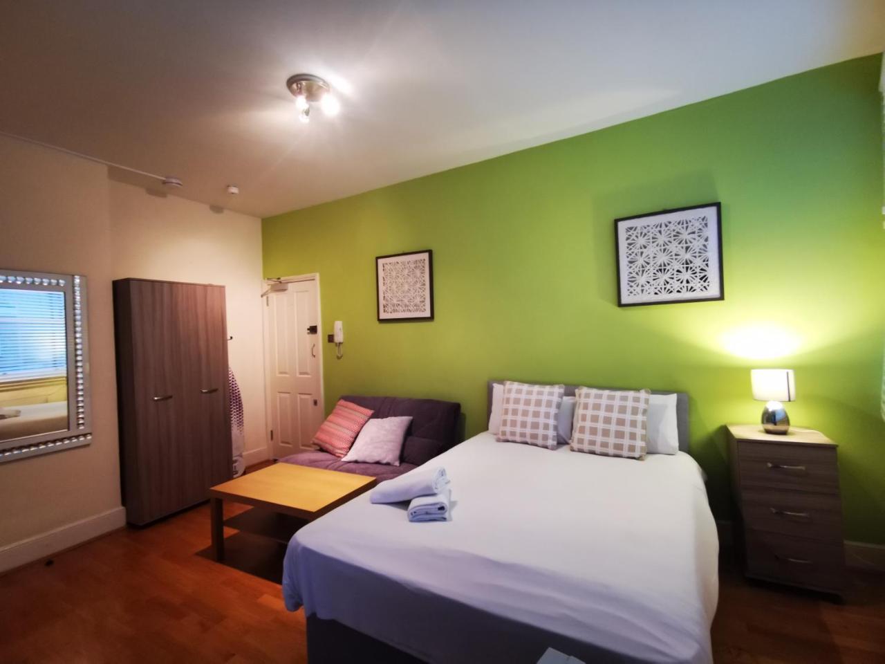 Capital Host- Apartments Euston Лондон Экстерьер фото